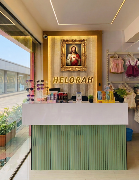 HELORAH Fashion Boutique Interior